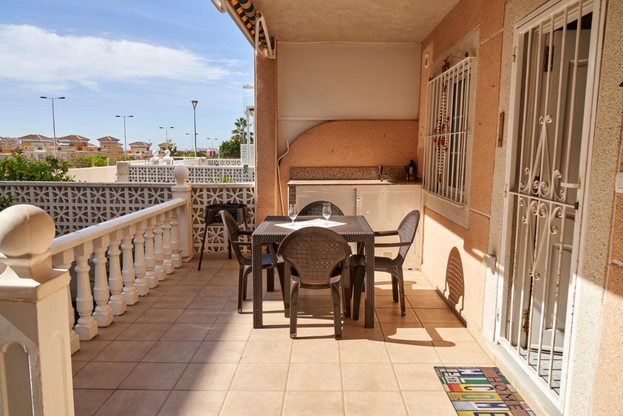 Apartment Altos De La Bahia X Torrevieja Eksteriør billede