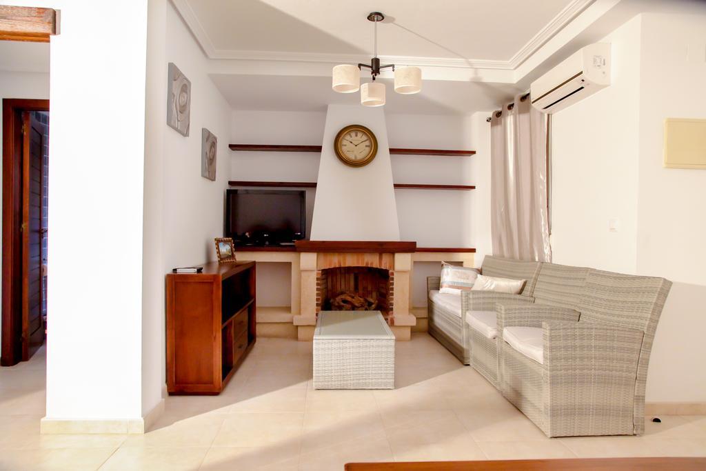 Apartment Altos De La Bahia X Torrevieja Værelse billede