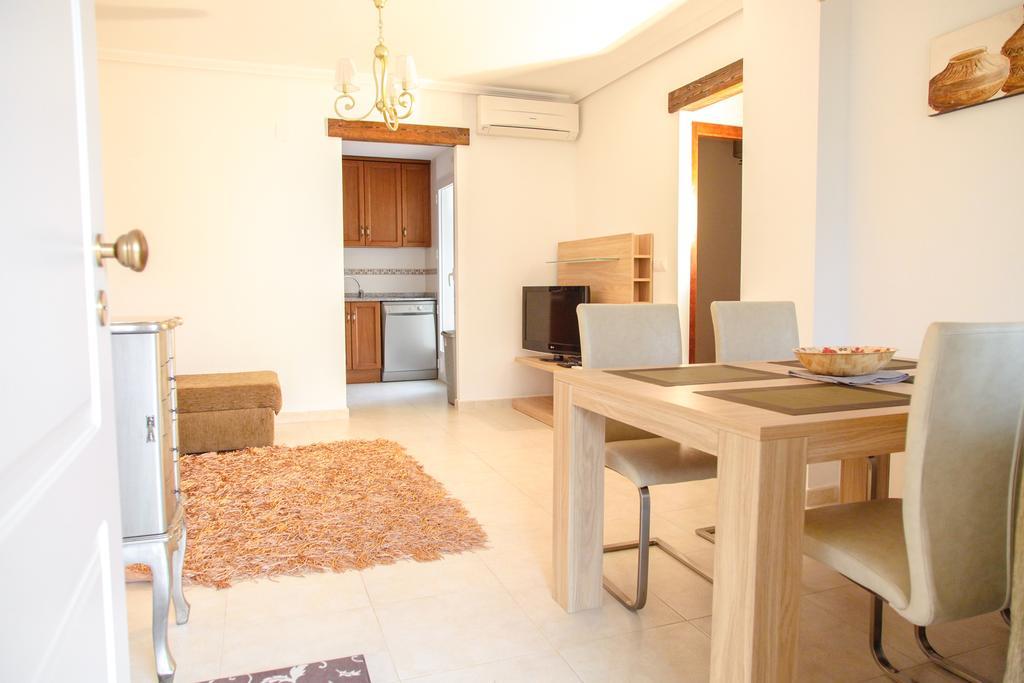 Apartment Altos De La Bahia X Torrevieja Værelse billede